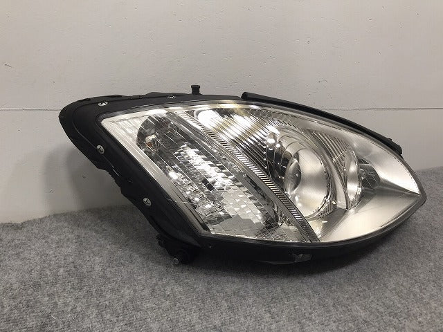 新品!Sクラス W221 純正 前期 右 ヘッドライト/ランプ キセノン HID A221 826 02 58 A2218203461 メルセデスベンツ(126180)