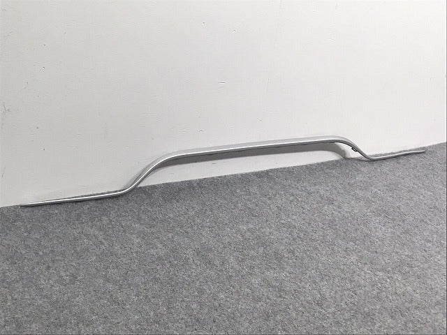 新品!Cクラス W205/2017-2018 純正 リア バンパーモール A 205 885 26 21 2058852621 メルセデスベンツ(126182)