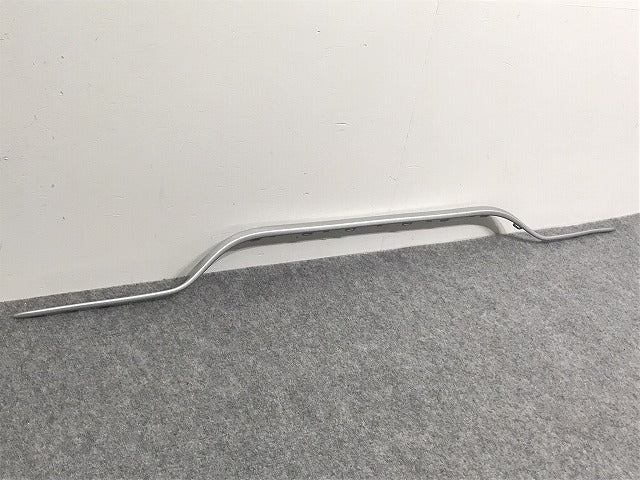新品!Cクラス W205/2017-2018 純正 リア バンパーモール A 205 885 26 21 2058852621 メルセデスベンツ(126183)