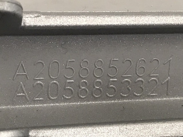 新品!Cクラス W205/2017-2018 純正 リア バンパーモール A 205 885 26 21 2058852621 メルセデスベンツ(126183)