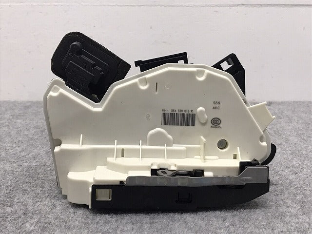 新品!ゴルフ7/GOLF VII 純正 右 リアドアロック 5K4 839 016 AG 5K4839016AG フォルクスワーゲン(126237)