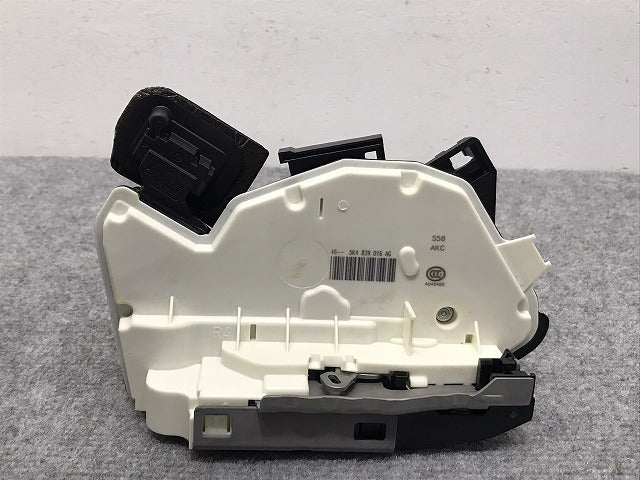 新品!ゴルフ7/GOLF VII 純正 右 リアドアロック 5K4 839 016 AG 5K4839016AG フォルクスワーゲン(126238)