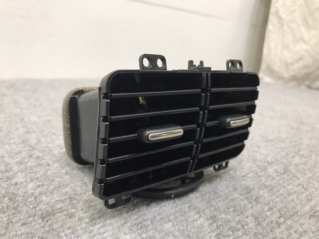 新品!ジェッタ/ゴルフ 1K/2004~2010 純正 ｴｱｺﾝ吹き出し口 1K0 819 203 A 1K0819203A71N フォルクスワーゲン(126242)