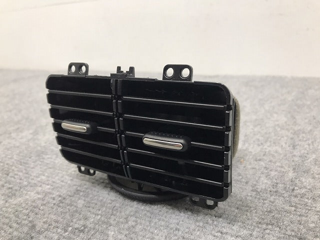 新品!ジェッタ/ゴルフ 1K/2004~2010 純正 ｴｱｺﾝ吹き出し口 1K0 819 203 A 1K0819203A71N フォルクスワーゲン(126242)