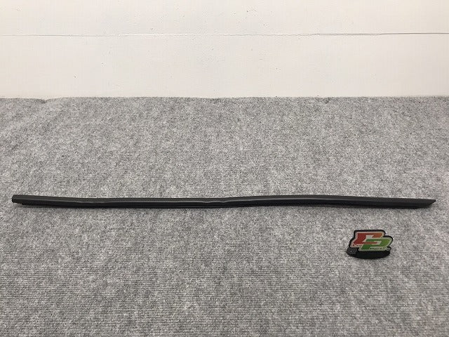 新品!7シリーズ E65/2000-2007 純正 左リア ドア ロアシール 51228223763 BMW(126280)