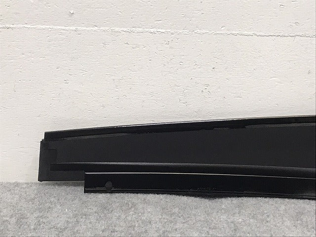 新品!Sクラス W221/2005y-2013y 純正 左リア ドア サッシュカバー A221 690 13 87 2216901387 ブラック ソリッド メルセデスベンツ(126289)