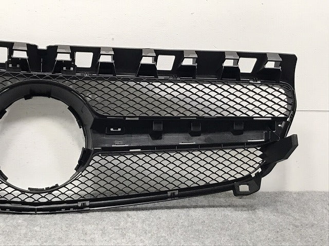新品!Aクラス W176/AMG 純正 フロント グリル/ラジエーターグリル A 176 888 08 60 1768880860 素地 メルセデスベンツ(126317)