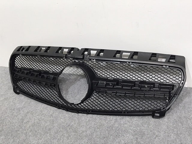 新品!Aクラス W176/AMG 純正 フロント グリル/ラジエーターグリル A 176 888 08 60 1768880860 素地 メルセデスベンツ(126325)