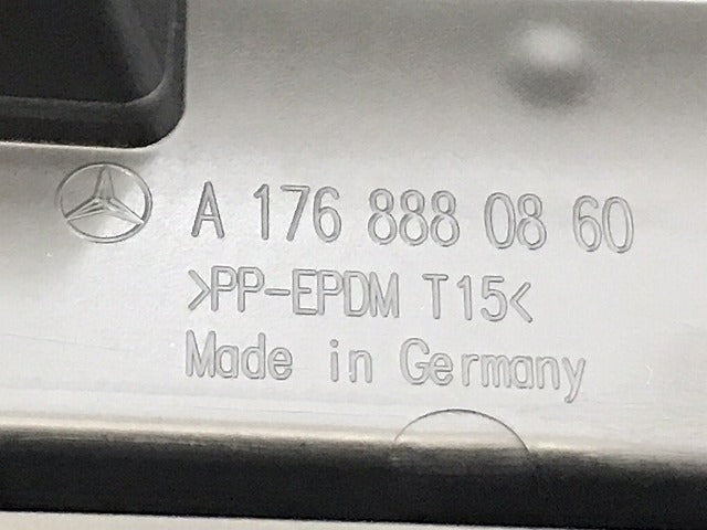 新品!Aクラス W176/AMG 純正 フロント グリル/ラジエーターグリル A 176 888 08 60 1768880860 素地 メルセデスベンツ(126325)