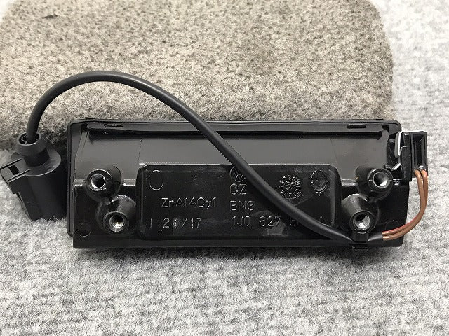 新品!ボーラ/ゴルフ 1999-2006 純正 リア トランク ハンドル 1J0 827 566 L 1J0827566L フォルクスワーゲン(126329)