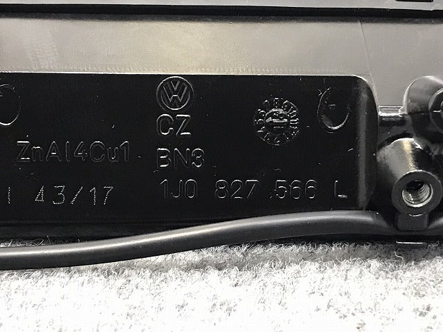 新品!ボーラ/ゴルフ 1999-2006 純正 リア トランク ハンドル 1J0 827 566 L 1J0827566L フォルクスワーゲン(126330)
