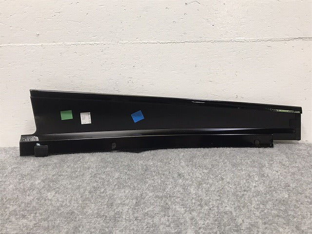 新品!Sクラス W221/2005y-2013y 純正 右リア ドア サッシュカバー A 221 690 14 87 2216901487 メルセデスベンツ(126335)