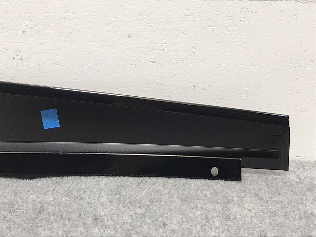 新品!Sクラス W221/2005y-2013y 純正 右リア ドア サッシュカバー A 221 690 14 87 2216901487 メルセデスベンツ(126336)