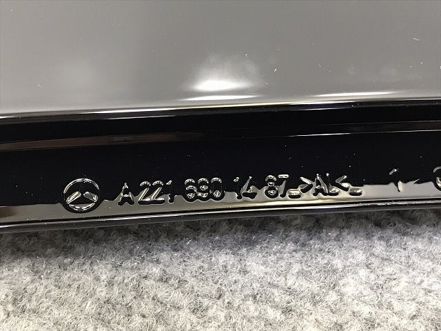 新品!Sクラス W221/2005y-2013y 純正 右リア ドア サッシュカバー A 221 690 14 87 2216901487 メルセデスベンツ(126336)