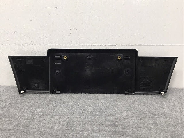 新品!A6 2005-2008 純正 フロント ライセンスベース/ナンバープレートベース 4F0 807 285 4F0807285CF1QP アウディ(126346)