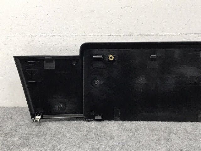 新品!A6 2005-2008 純正 フロント ライセンスベース/ナンバープレートベース 4F0 807 285 4F0807285CF1QP アウディ(126346)