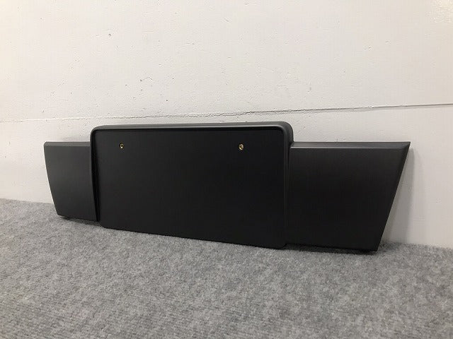 新品!A6 2005-2008 純正 フロント ライセンスベース/ナンバープレートベース 4F0 807 285 4F0807285CF1QP アウディ(126347)