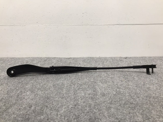 新品!S40 MB系/2004-2012 純正 右 フロント ワイパーアーム 8662653 V8662652 ボルボ(126359)