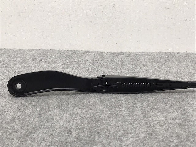 新品!S40 MB系/2004-2012 純正 右 フロント ワイパーアーム 8662653 V8662652 ボルボ(126361)