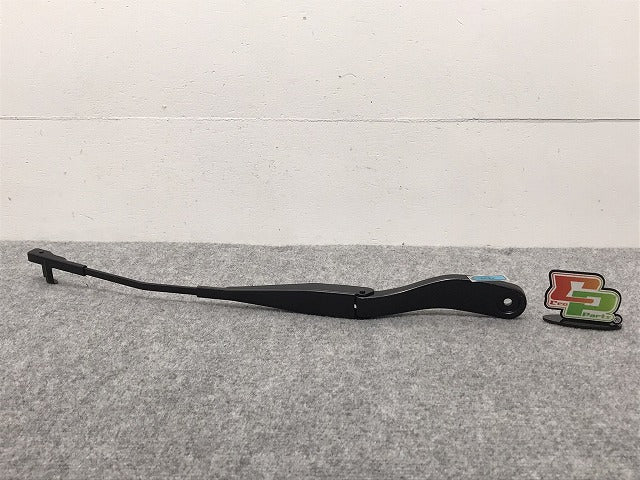 新品!S40 MB系/2004-2012 純正 右 フロント ワイパーアーム 8662653 V8662652 ボルボ(126362)