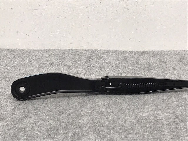 新品!S40 MB系/2004-2012 純正 右 フロント ワイパーアーム 8662653 V8662652 ボルボ(126362)