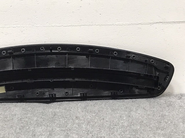 新品!Cクラス W205/2019-2020 純正 ﾊｲﾏｳﾝﾄﾗﾝﾌﾟｶﾊﾞｰ A205 820 0160 A 2058200160 メルセデスベンツ(126363)