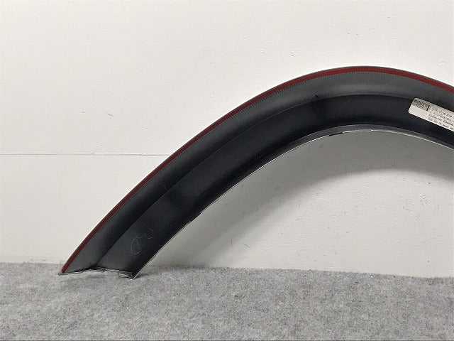 新品!GLクラス X166 純正 右フロントフェンダーアーチモール/オーバーフェンダー A166 884 62 22 16688462229775 メルセデスベンツ(126366)