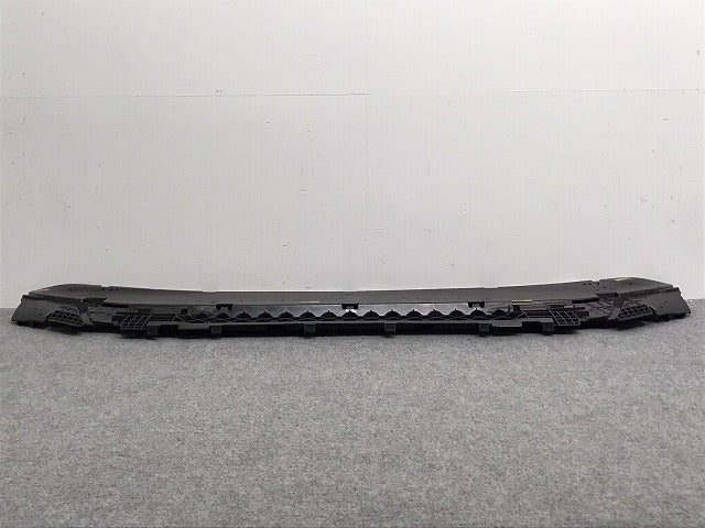 新品!Q5 FYDAXS/FYDAXA/FYDETA/FYDETS 2017- 純正 フロント バンパー アンダーカバー 80A.807.233.A 80A807233A 素地 アウディ(126395)