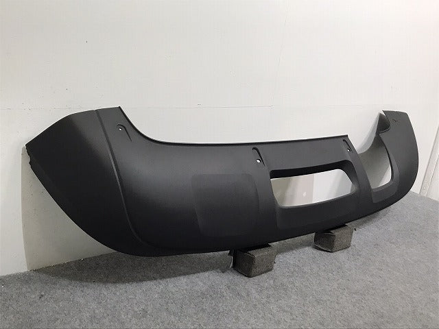 新品!Q3 8U系/2015-2018 リア バンパー ディフューザー/スポイラー 8U0.807.521 AG/AH 8U0807521AG4U8 素地 アウディ(126397)