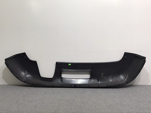 新品!Q3 8U系/2015-2018 リア バンパー ディフューザー/スポイラー 8U0.807.521 AG/AH 8U0807521AG4U8 素地 アウディ(126397)