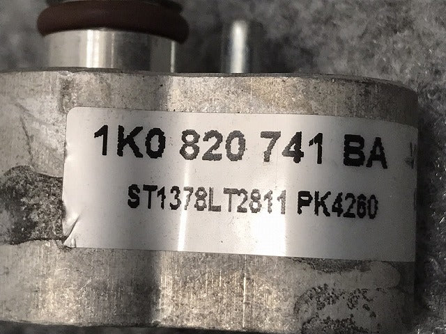 新品!ジェッタ/ゴルフ 1K/2004~2010 純正 ｴｱｺﾝﾎｰｽ 1K0 820 741 BA 1K0820741BC フォルクスワーゲン(126407)