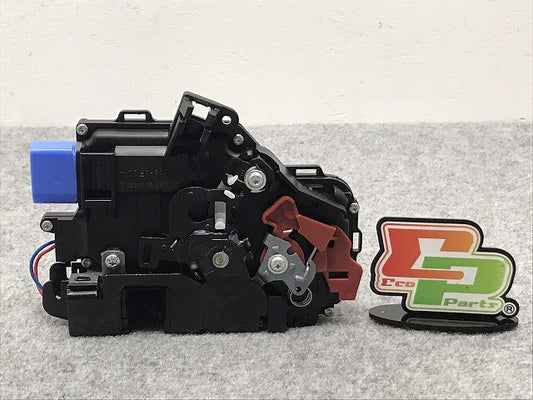 新品!トゥアレグ 7L系/2007-2010 純正 右 ﾘｱﾄﾞｱﾛｯｸ 3D439016K 3D4839016K フォルクスワーゲン(126414)