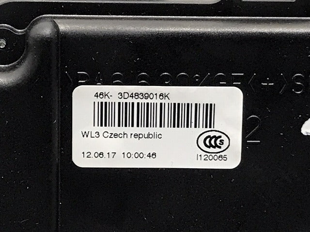 新品!トゥアレグ 7L系/2007-2010 純正 右 ﾘｱﾄﾞｱﾛｯｸ 3D439016K 3D4839016K フォルクスワーゲン(126414)