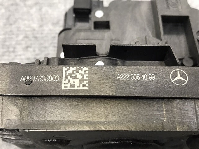 新品!C,E,Sｸﾗｽ W205 213 222/2015 純正 右 ﾘｱﾄﾞｱﾛｯｸ A 099 730 38 00 2220064099 0997303800 メルセデスベンツ(126431)