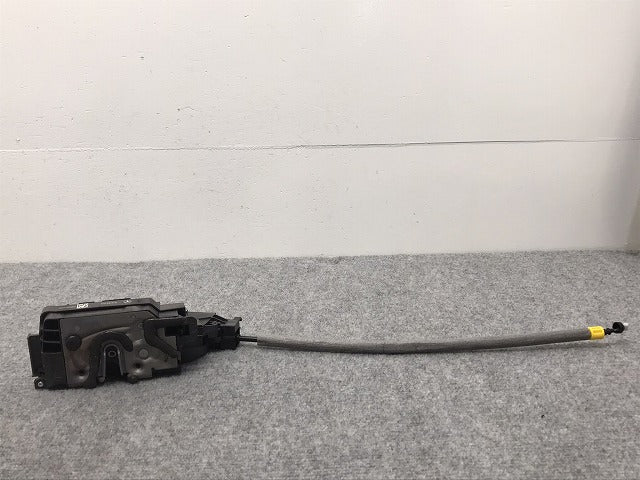 新品!C,E,Sｸﾗｽ W205 213 222/2015 純正 右 ﾘｱﾄﾞｱﾛｯｸ A 099 730 38 00 2220064099 0997303800 メルセデスベンツ(126432)