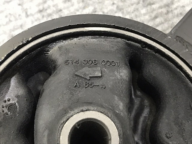 新品!S40/V40 4B系/2001-2003 社外 ｴﾝｼﾞﾝﾏｳﾝﾄ 514 306 0001 V 30611465 ボルボ(126437)