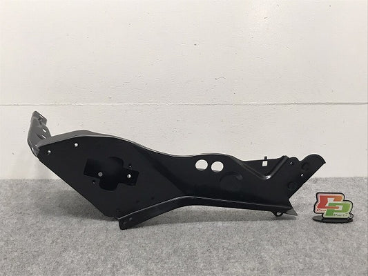 新品!CLSクラス W219/2005-2010 純正 右 フロント ｱｯﾊﾟｰｻﾎﾟｰﾄ 2196200428 2196200428 メルセデスベンツ(126458)