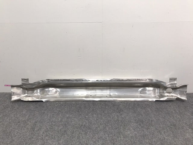 新品!A6(C6) 4F/2005-2011 純正 フロント バンパーホースメント/クロスメンバー 4F0 807 111 E 4F0807111E アウディ(126481)