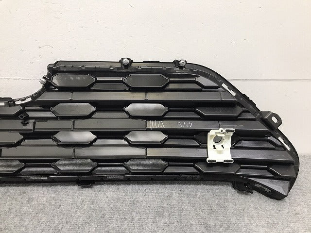 新車取り外し!RAV4/X/ハイブリッドX MXAA52/MXAA54/AXAH52/AXAH54 純正 フロント グリル/ラジエーターグリル 53112-42140 素地 トヨタ(126596)