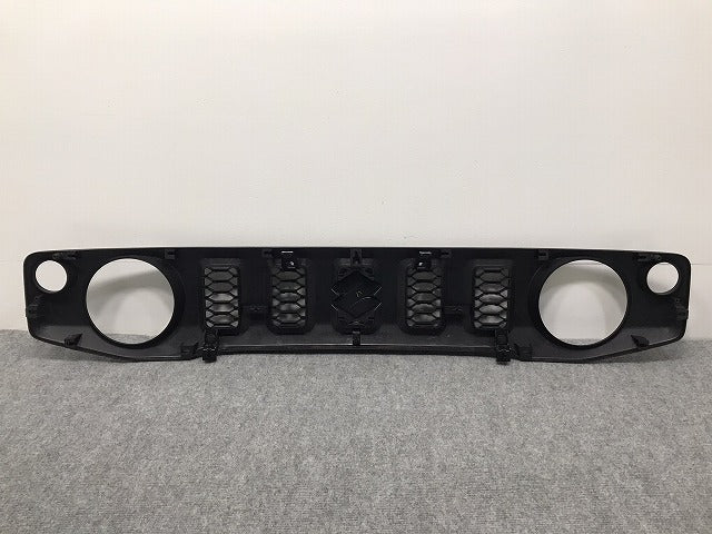 新車取り外し!ジムニー/ジムニーシエラ JB64W/JB74W 純正 フロント グリル/ラジエーターグリル 72111-78R0 素地 スズキ(126622)