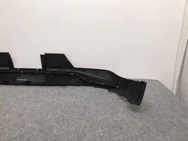 新車取り外し!クラウン/クロスオーバー TZSH35/AZSH35 純正 リア バンパースポイラー/ガーニッシュ/ディフューザー/アンダー 52169-30320/30 素地 トヨタ(126649)