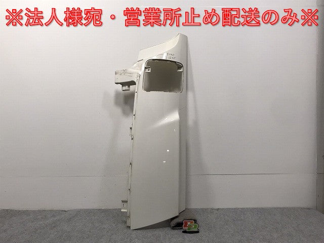 ギガ 10t 大型 2代目 2015- 純正 左 コーナーパネル ホワイト ソリッド いすゞ(126706)