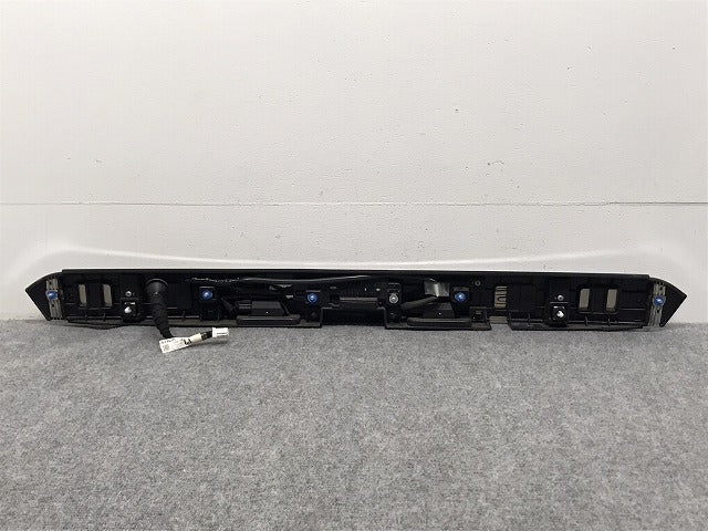 セレナ/ハイウェイスター C27/GC27/GFC27/GNC27/GFNC27/HFC27/HC27 純正 リア ガーニッシュ 90810 5T※5A メッキ 日産(126750)