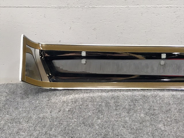 新品!レンジャー/プロ 2001- 標準/ワイド フルキャブ用 純正 左リア アッパーパネル 両面テープ貼付タイプ 53700-1150 メッキ 日野(126791)