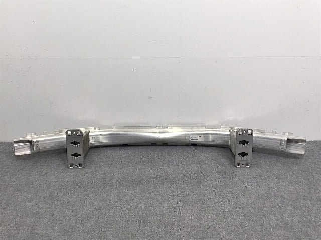 新品!5シリーズ E60/E61/2005-2010 純正 フロント ホースメント 51117178080 BMW(126823)