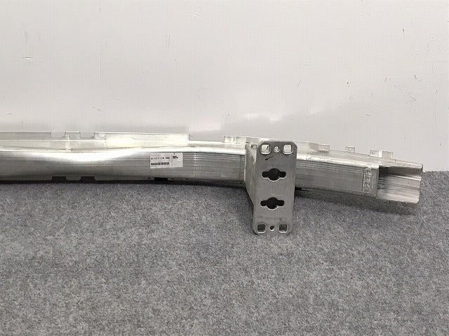 新品!5シリーズ E60/E61/2005-2010 純正 フロント ホースメント 51117178080 BMW(126826)