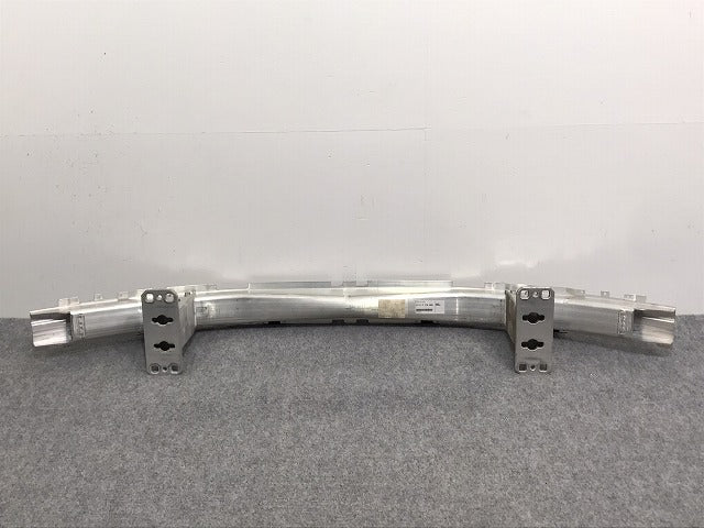 新品!5シリーズ E60/E61/2005-2010 純正 フロント ホースメント 51117178080 BMW(126828)