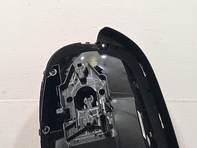 新品!MINI/ミニ F55/F56/F57 純正 前期 右 テールランプ/ライト/レンズ ハロゲン 7297434-11 (126884)
