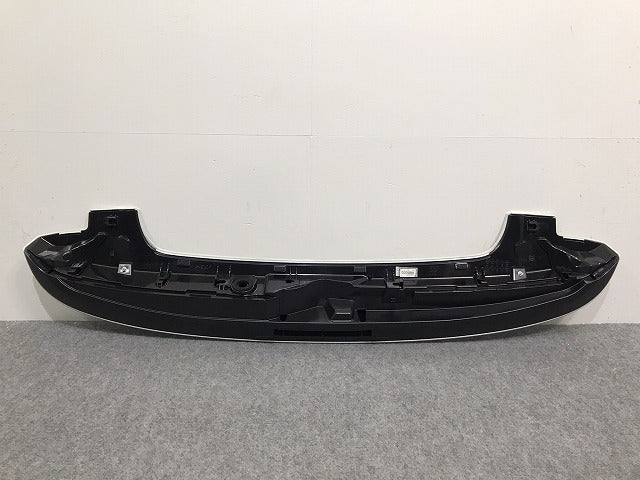 新車外し!ヴォクシー/ノア/S/Z 90系/ZWR90W/ZWR95W/MZRA90W/MZRA95W 純正 リアスポイラー/ルーフスポイラー/ウィング 76085-V1010 070(126994)