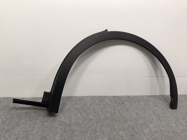 新車取り外し!クラウン/クロスオーバー TZSH35/AZSH35 純正 左リア フェンダーアーチモール/オーバーフェンダー 75606-30210 素地 トヨタ(127029)